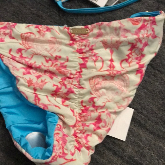 Beach Bunny Bikini - Picture 3 of 3